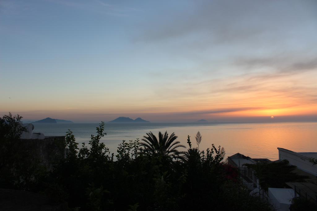 Casa Mare Blu Hotel Ginostra Exterior photo